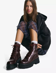 Lace-up ankle boots