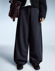 Plush barrel pants with stoppers