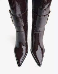 Heeled boots with buckle