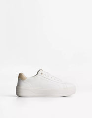 Platform sneakers