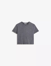 Short sleeve T-shirt with eyelets