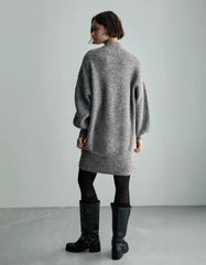 Midi dress with voluminous sleeves