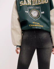 Low-rise bootcut jeans