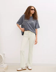 Low-rise bootcut jeans