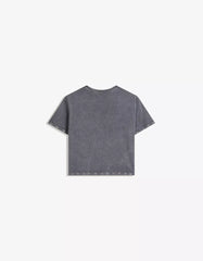 Short sleeve T-shirt with eyelets