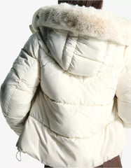 Water-repellent hooded puffer jacket with faux fur