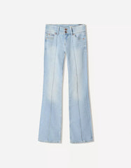 Low-rise bootcut jeans