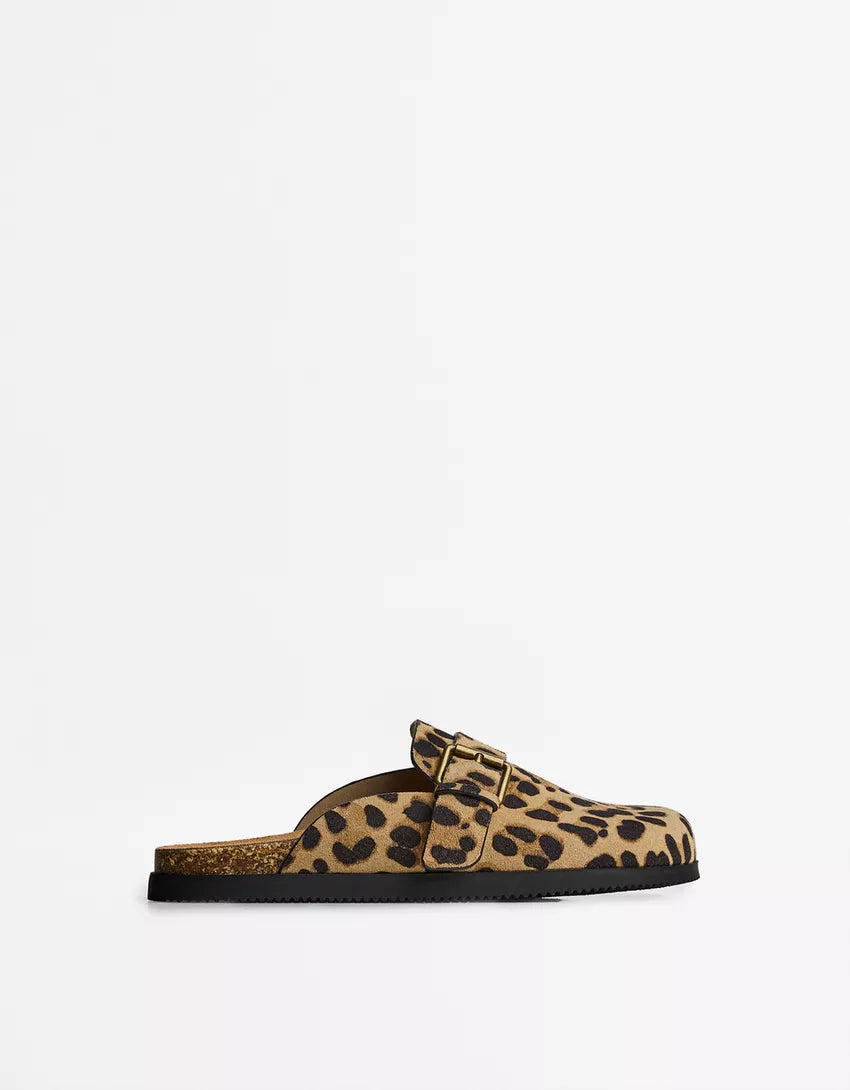 Animal print LEATHER clogs with buckle