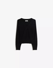 V-neck cropped sweater