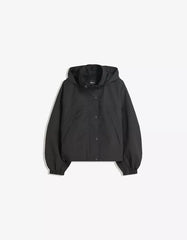 Water-resistant and windproof technical jacket