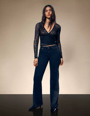 Long sleeve knotted blonde lace T-shirt