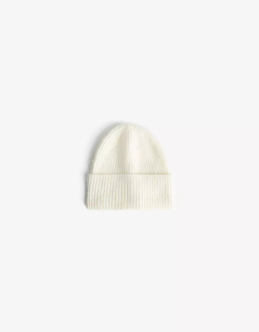 Basic beanie