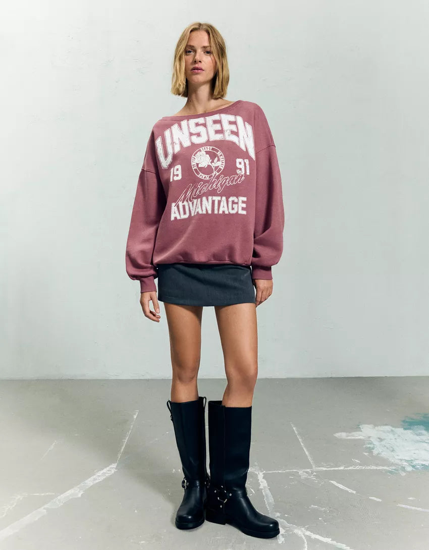 Printed boatneck sweatshirt