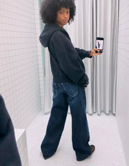 Oversize hooded sweatshirt with zipper