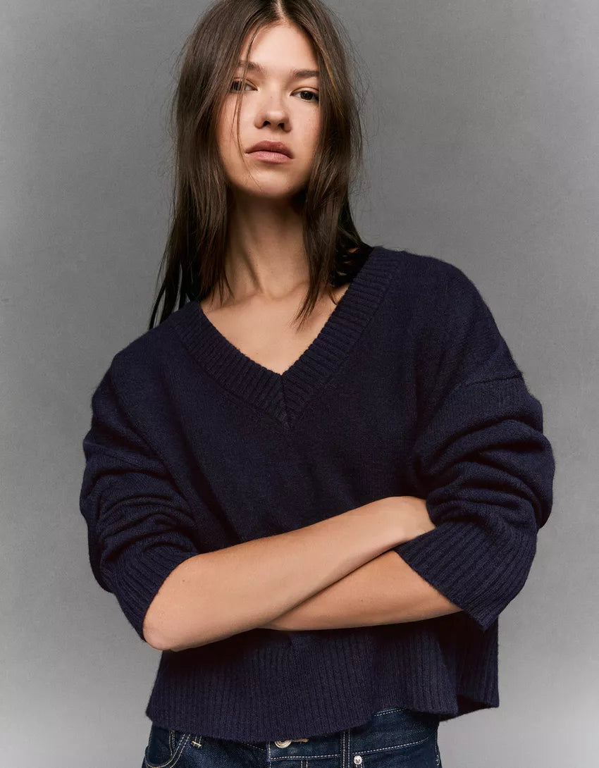 V-neck cropped sweater