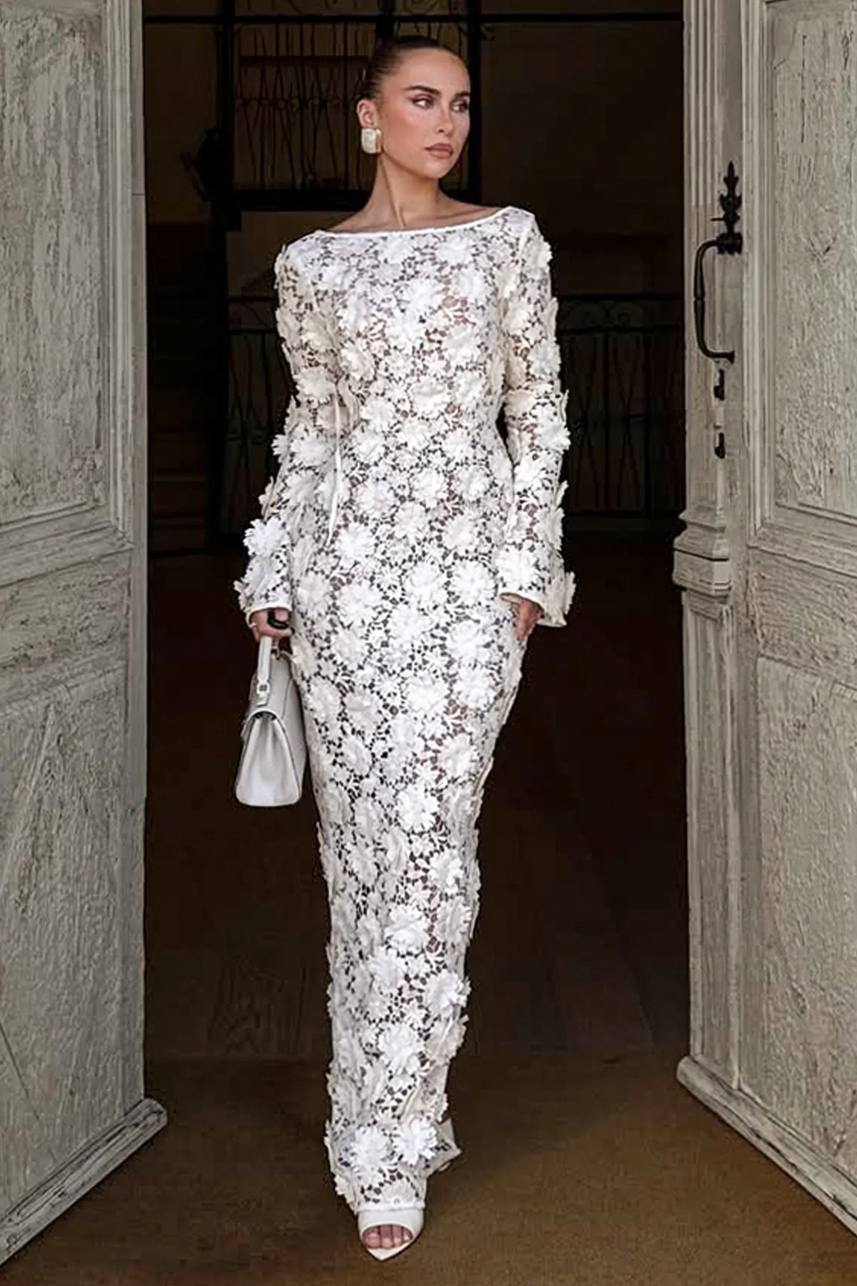 Viper | Cream Lace Long-Sleeve Maxi Dress