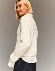 Cable-knit sweater with embroidery