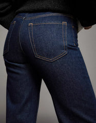 Wide-leg straight fit jeans