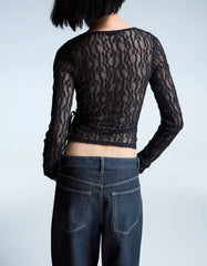 Long sleeve knotted blonde lace T-shirt