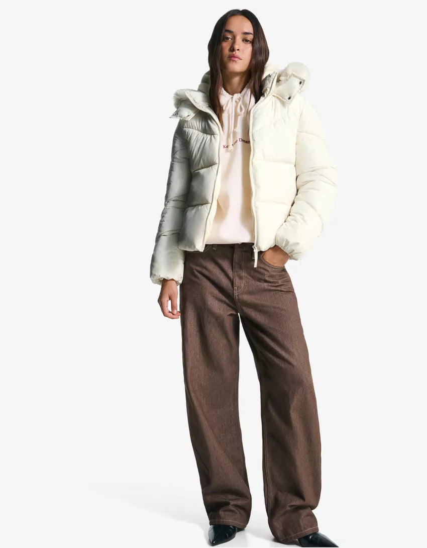 Water-repellent hooded puffer jacket with faux fur