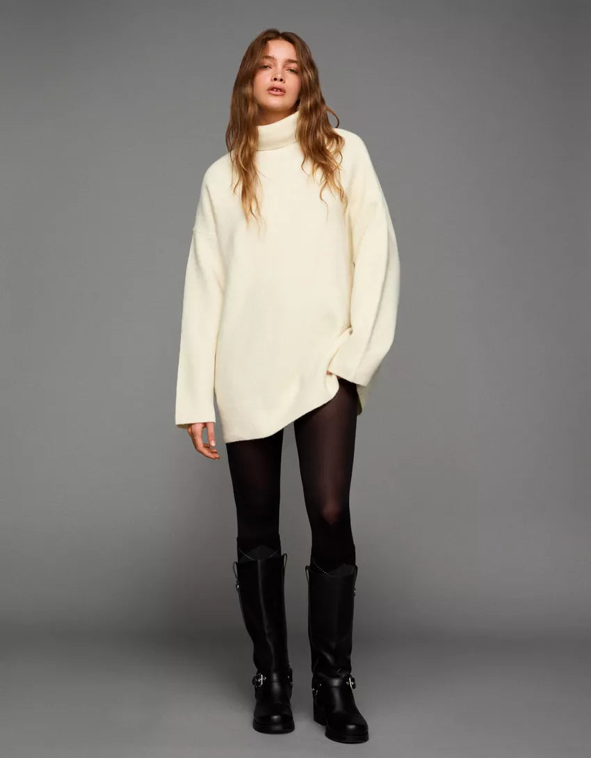 Oversize high neck sweater