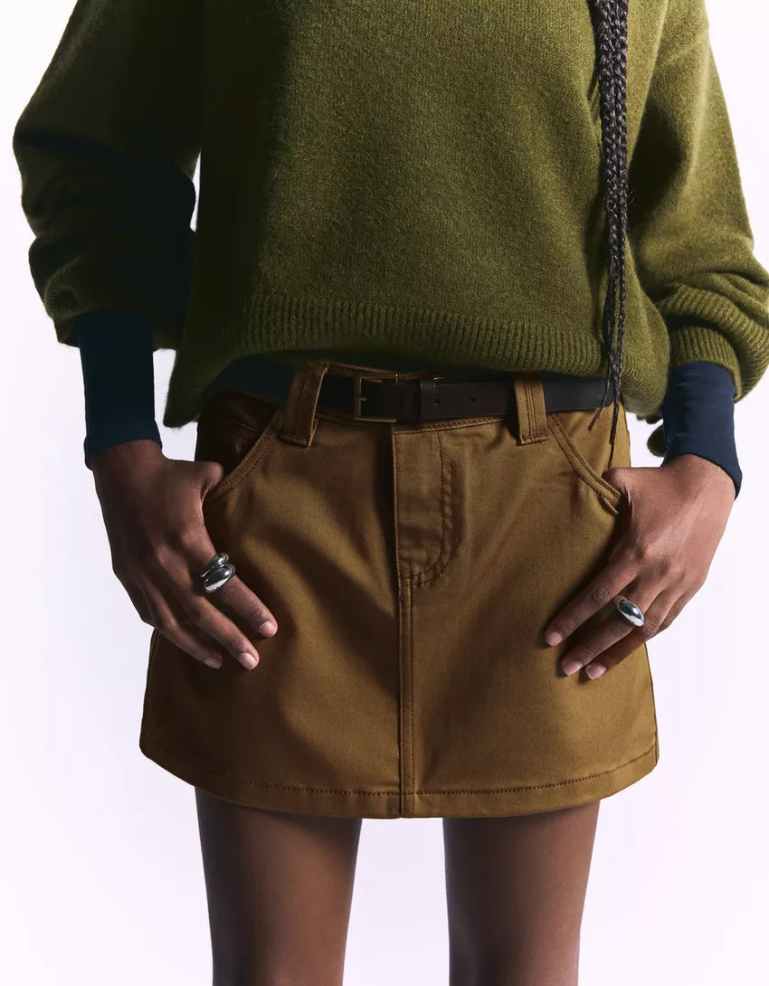Mini skirt with belt