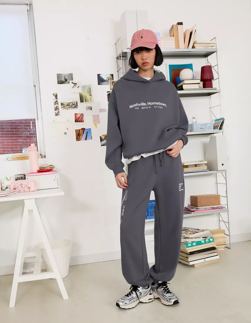 Sweatpants with print