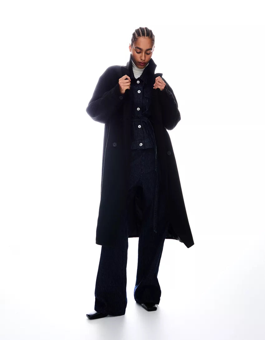 Long drop-shoulder coat