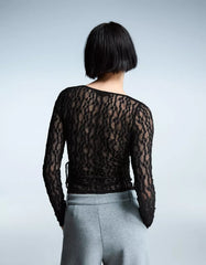 Long sleeve knotted blonde lace T-shirt